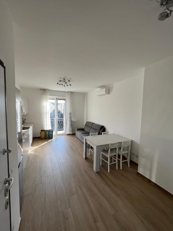 Paul House Hotell Milano Exteriör bild
